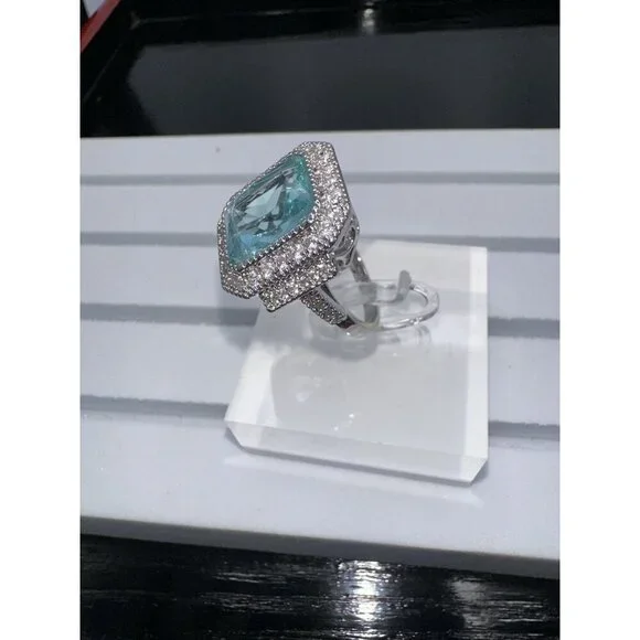 Aquamarine Cubic Zirconia White Crystal Ring Size 7 - Picture 16 of 16